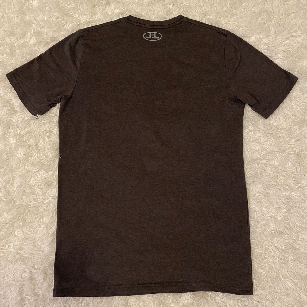 Under Armour tee shirt - Picture 2 of 6